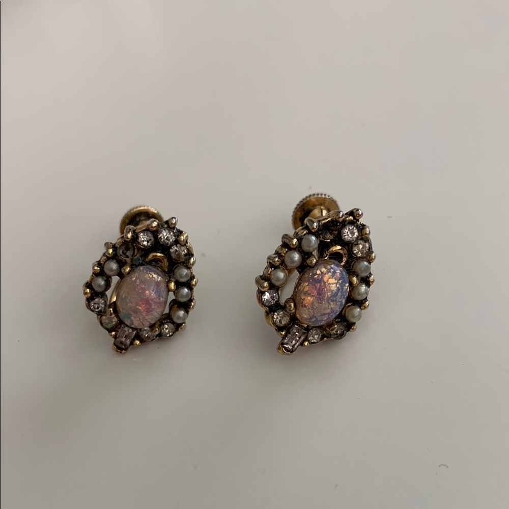 🧡 GRANDMA-CORE Vintage Gold and Pink Opal Clip On Style Earrings